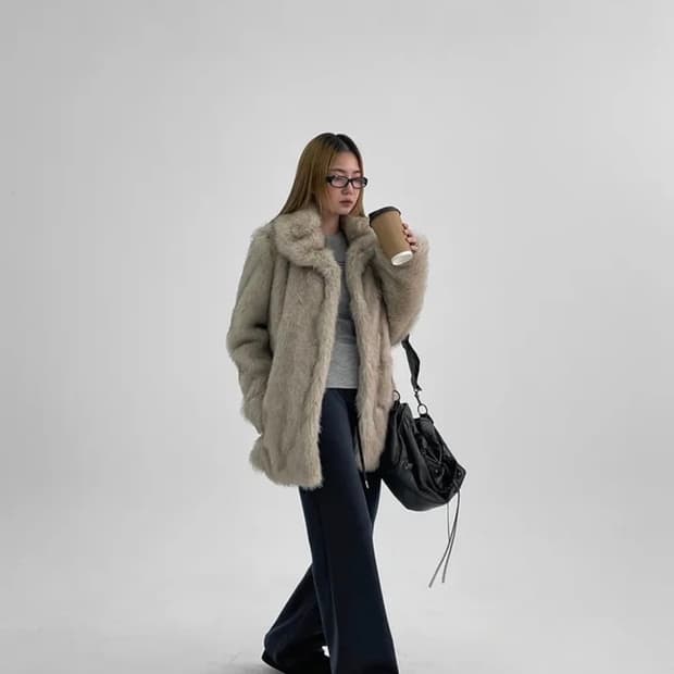 블랙업 레이썬 하프 카라 퍼자켓