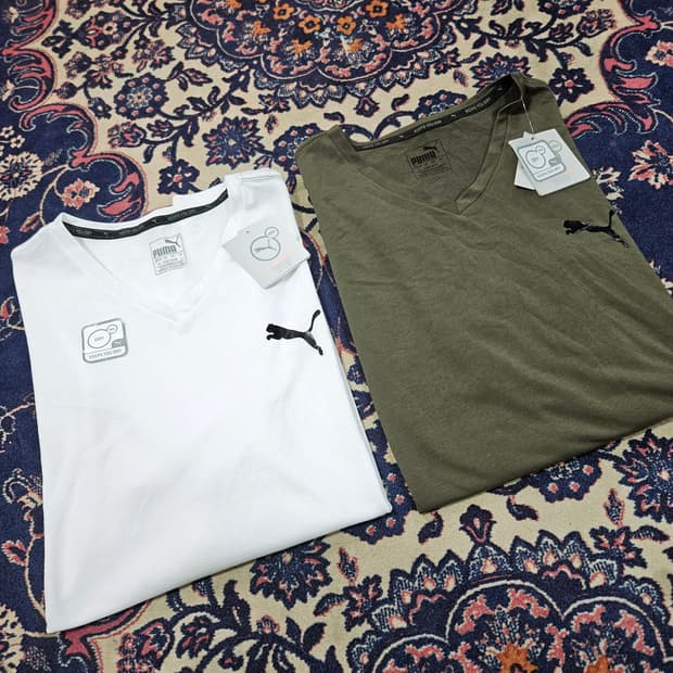 (새상품)푸마(Puma) 브이넥 스몰로고 기능성 브이넥 반팔티셔츠