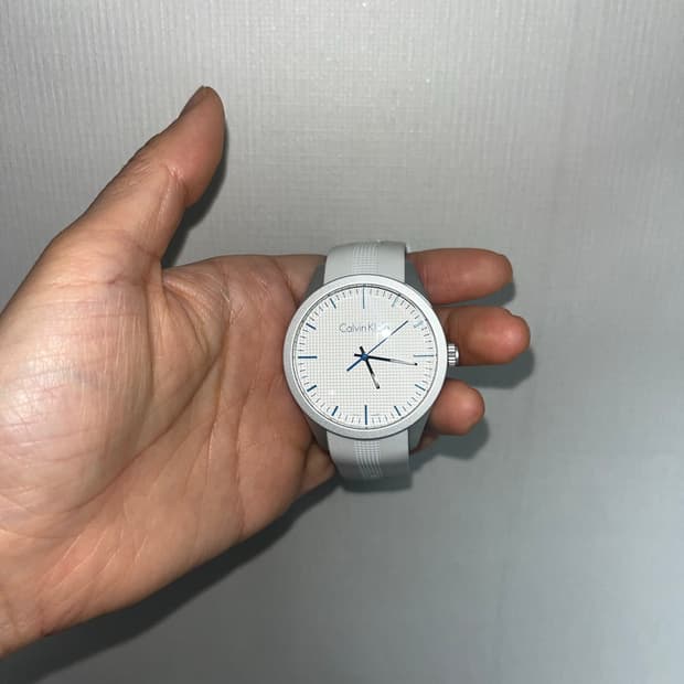 (미사용) 캘빈클라인 쿼츠 화이트 블루 시계