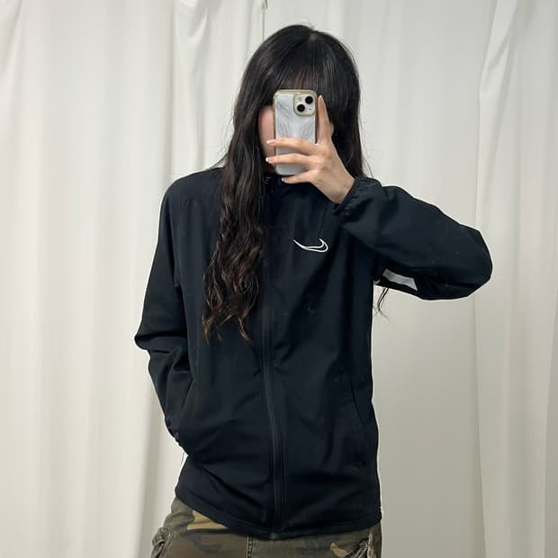 Nike black jersey