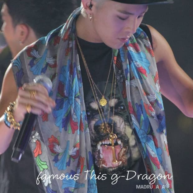 크롬하츠 실링 스카프 그레이 트윌 멀티컬러