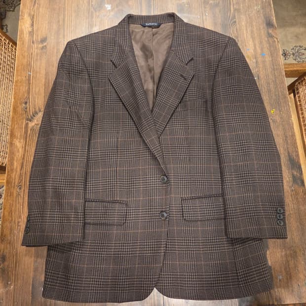 버버리 클래식 트위드자켓 