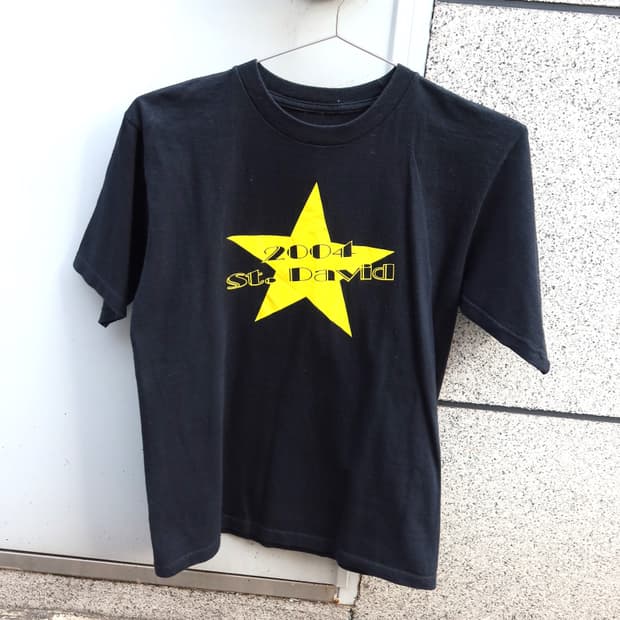 VINTAGE STAR T 
