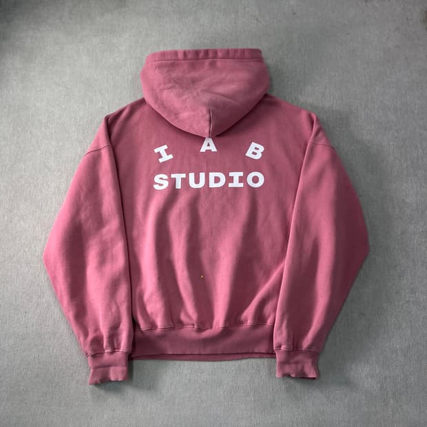 105 아이앱 스튜디오 핑크 후드티 