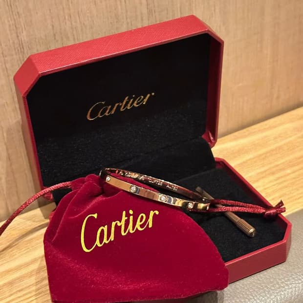 까르띠에 러브 브레이슬릿 옐로우