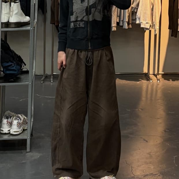 디젤 펑크 빅로고 크롭 스웻집업재킷 A2432