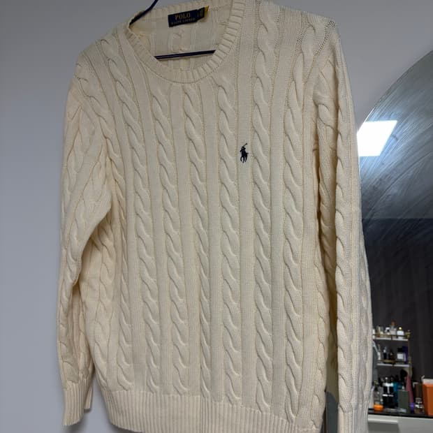 폴로 케이블 니트