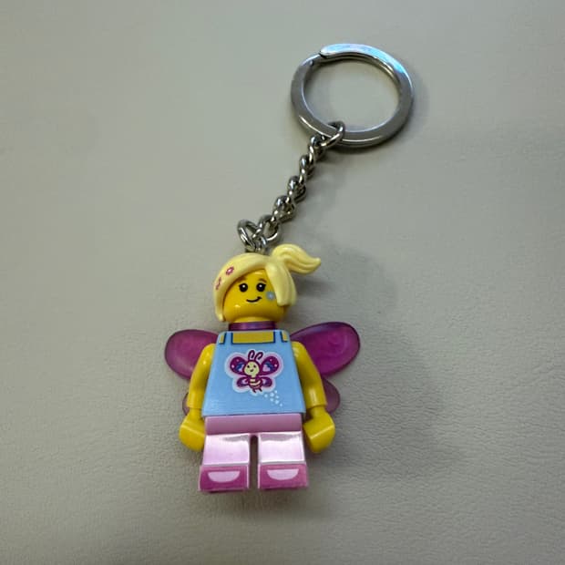 [정품새상품] 레고 버터플라이 걸 키링 키체인 참 핸드폰줄