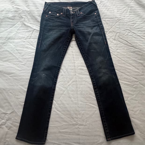 트루릴리전 로우라이즈 워싱 부츠컷 데님 청바지