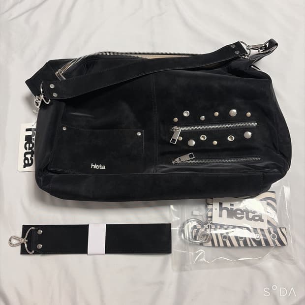 hieta 히에타 블랙 Maxie bag 맥시 백(구성품포함)
