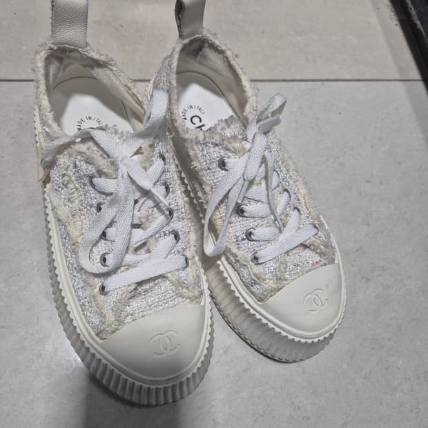 샤넬 스타일 스니커즈37