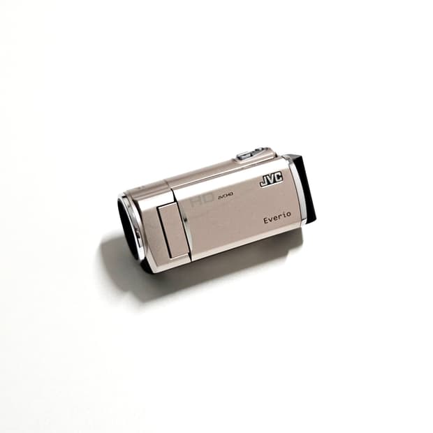 JVC GZ-HM670 카리나 캠코더 디카