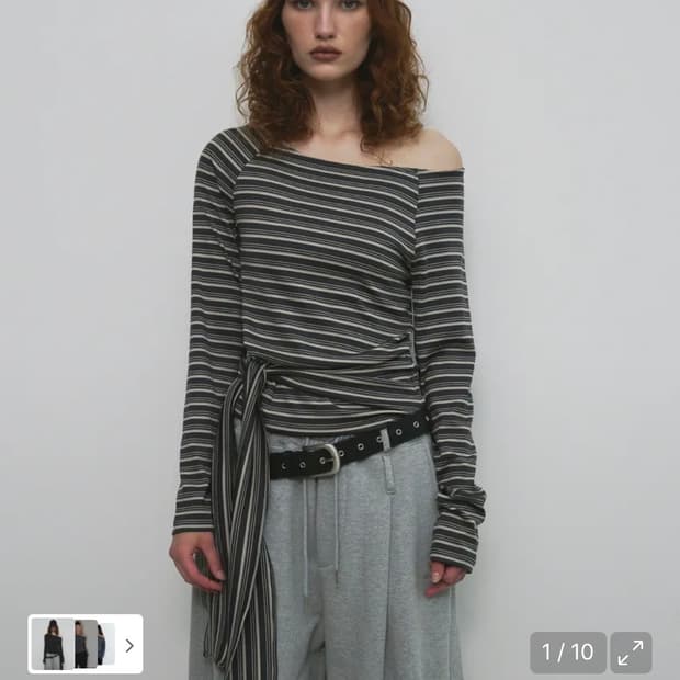 샌드릭 스트라이프 스트랩 티셔츠