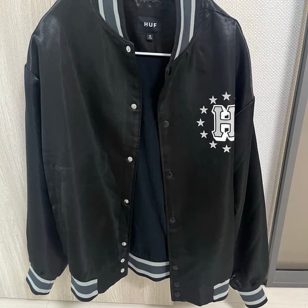 huf 바시티 자켓 m