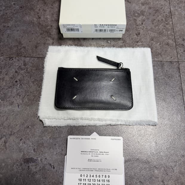 마르지엘라 지퍼 카드 지갑 정품 풀박스