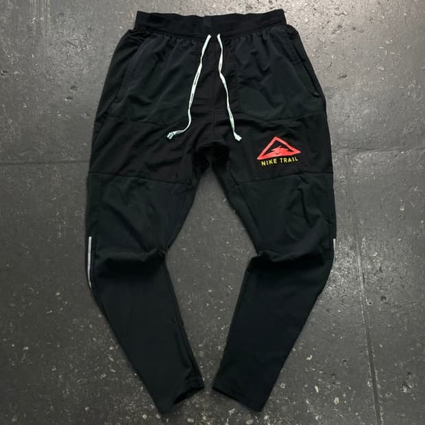 100 나이키 트레일 페놈 팬츠