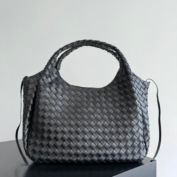 Bottega Veneta보테가베네타 2025 신상 캄파나 숄더백 천연가