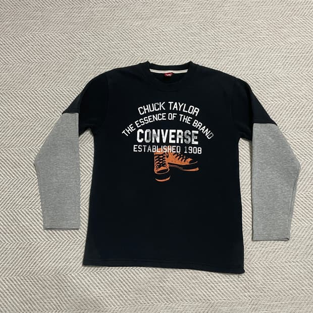 컨버스 레이어드 그래픽 스웻셔츠 