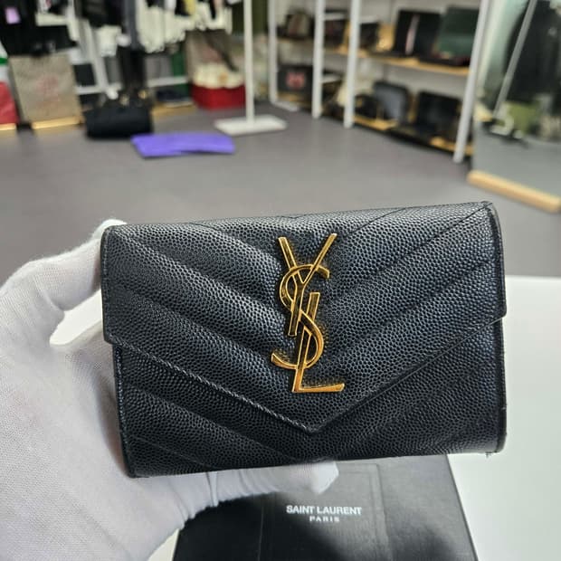 [50%할인] 입생로랑 엔벨로프 반지갑