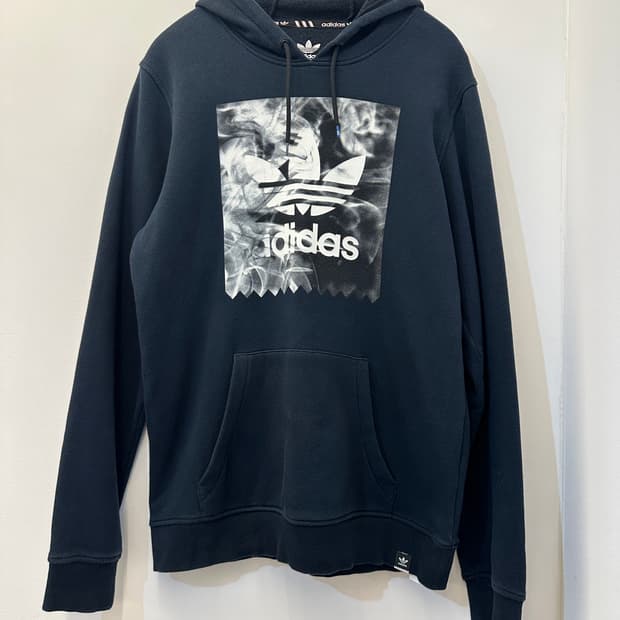 100) 아디다스 블랙 기모 후드티 트레포일 프린팅