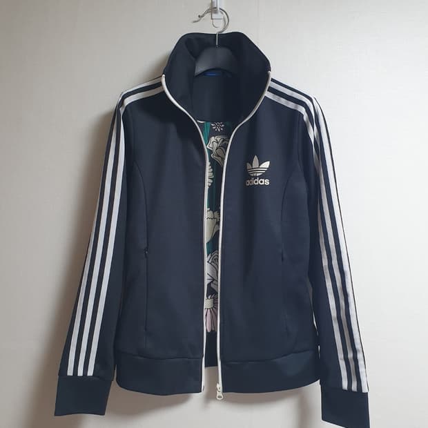 아디다스 유로파 트랙탑 가든 플라워 패턴 져지 블랙 95