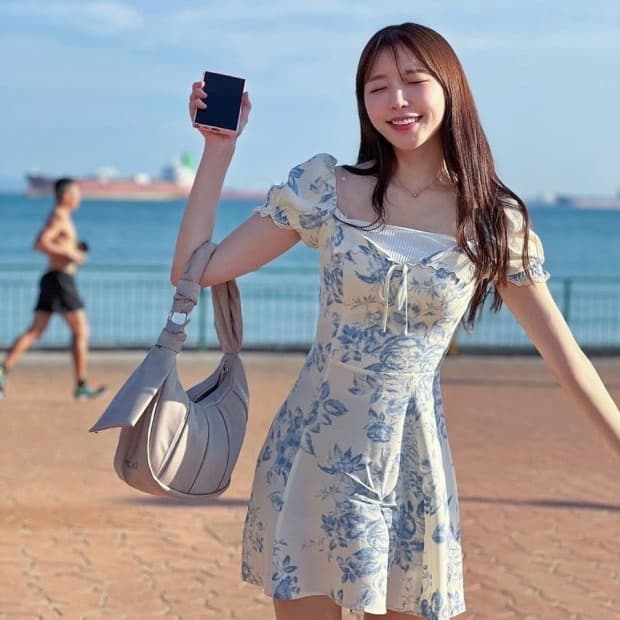 Reformation 리포메이션 pacey dress