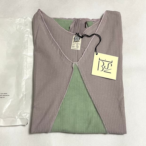 [S]베이스레인지 Phy 롱 슬리브리스 탑/벌비 퍼플