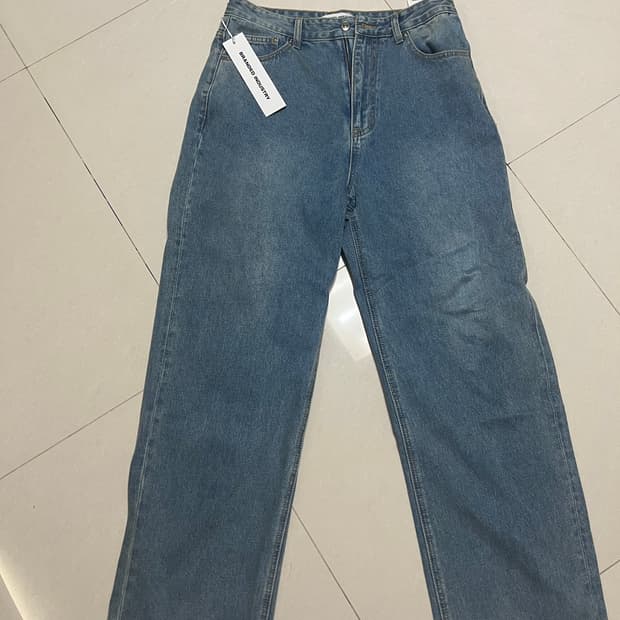 브랜디드 엑스트라와이드 데님 미디엄블루 30