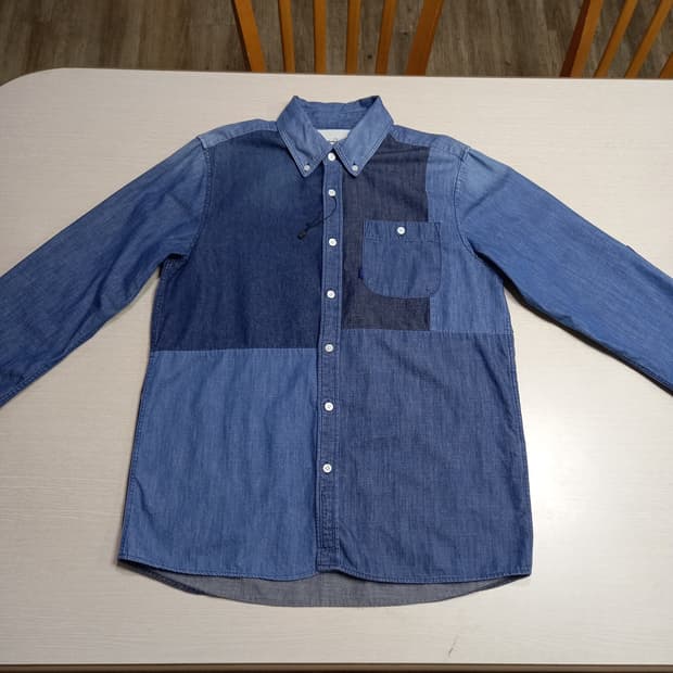 M95 새상품 VivaStudioCollection 데님셔츠 M-26