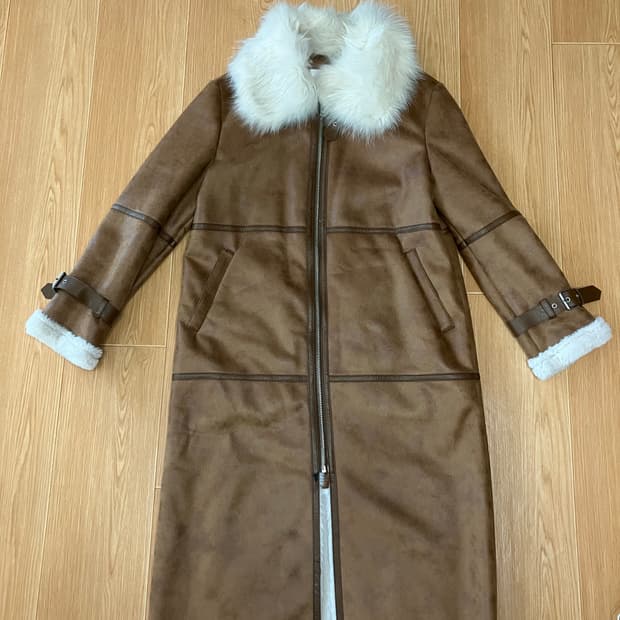 Mustang fur long coat 