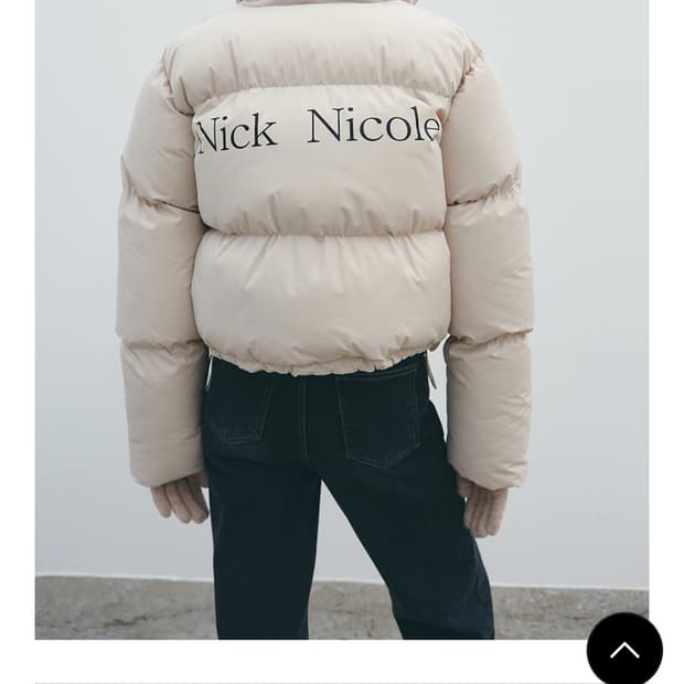 새제품/ 닉앤니콜 볼륨 숏 패딩 크림 NICOLE VOLUME PUFFE