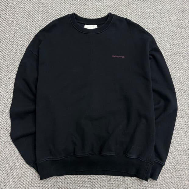 메종미네드 백 프린팅 맨투맨 v1740