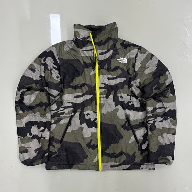 노스페이스 그레이 카모 경량패딩