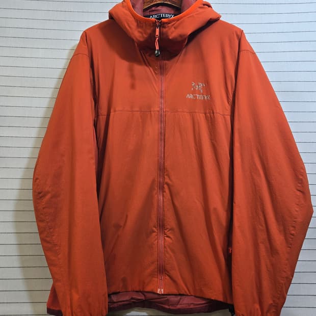 아크테릭스 아톰 오량쥬 후디자켓