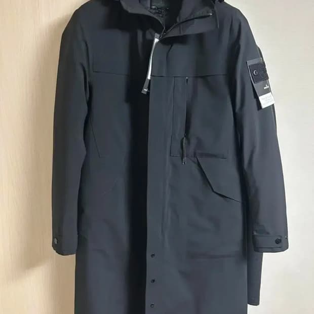 스톤아일랜드 고스트피스 탱크쉴드 내피 다운 코트