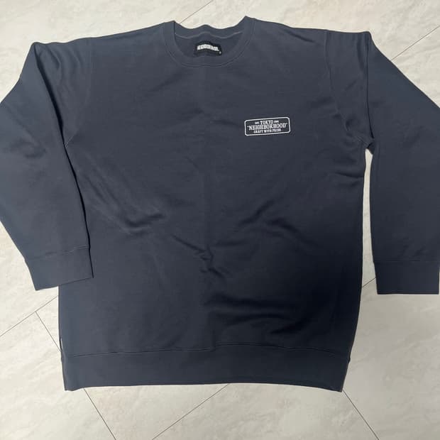 네이버후드 바쉴드 로고 맨투맨 스웻 L