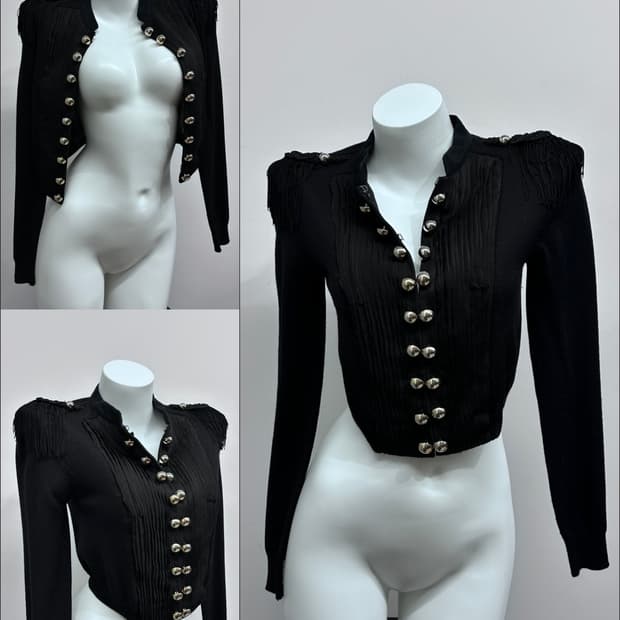 O’2nd 오즈세컨드 나폴레옹 가디건 자켓