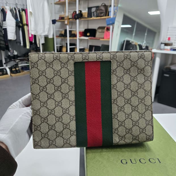 [40%할인] 구찌 삼선 시그니처 클러치백