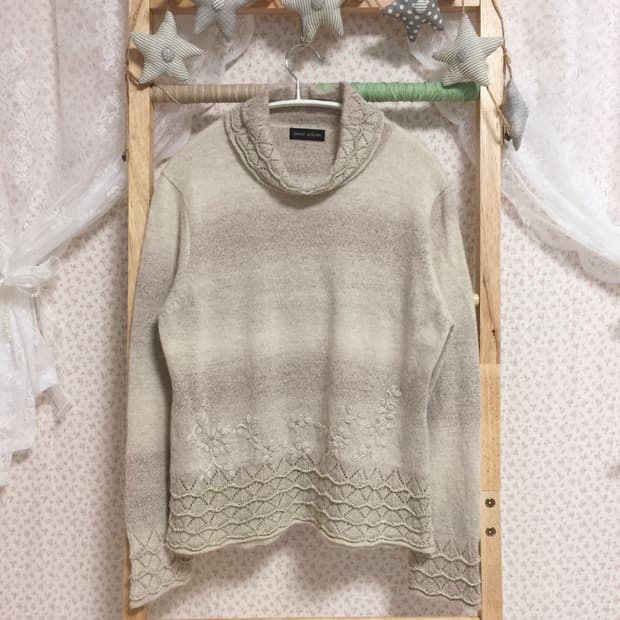 빈티지 목폴라 비즈 니트