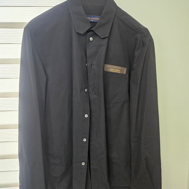 루이비통 블랙셔츠
