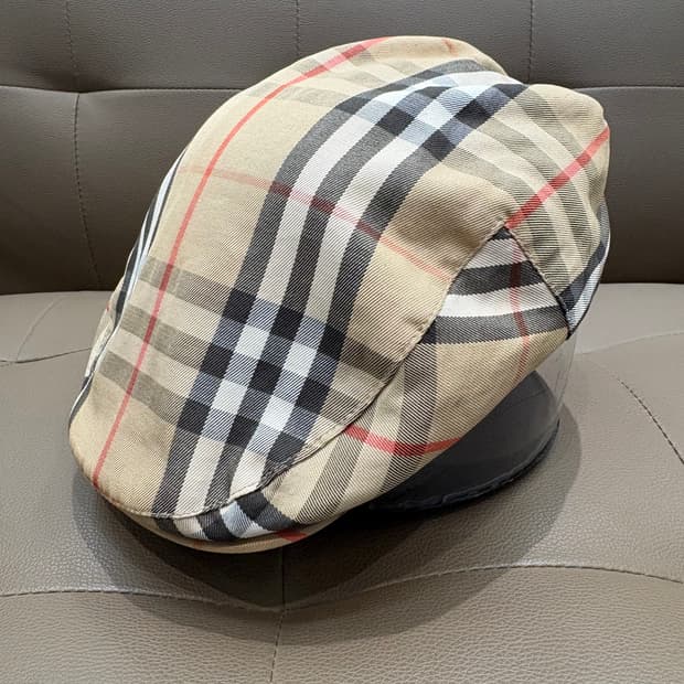 버버리 체크 헌팅캡