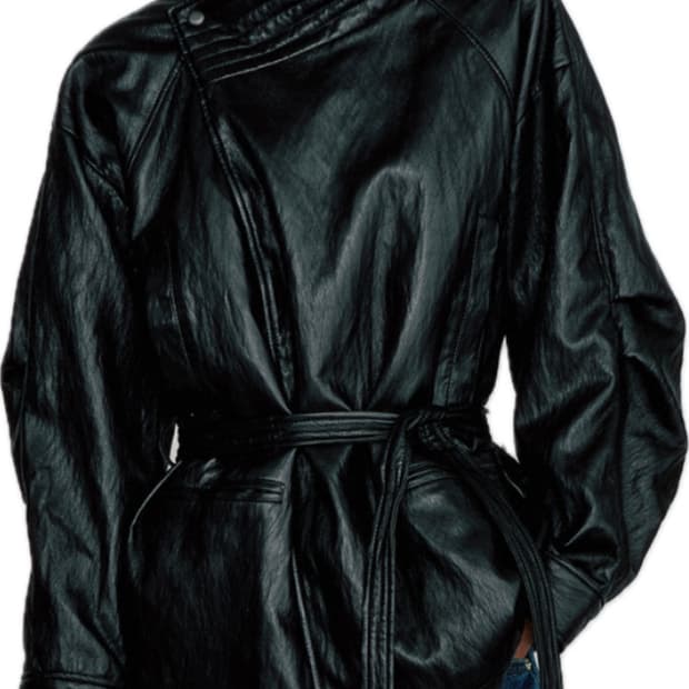 더일마 25fw 플루토 에코 레더 하프 코트