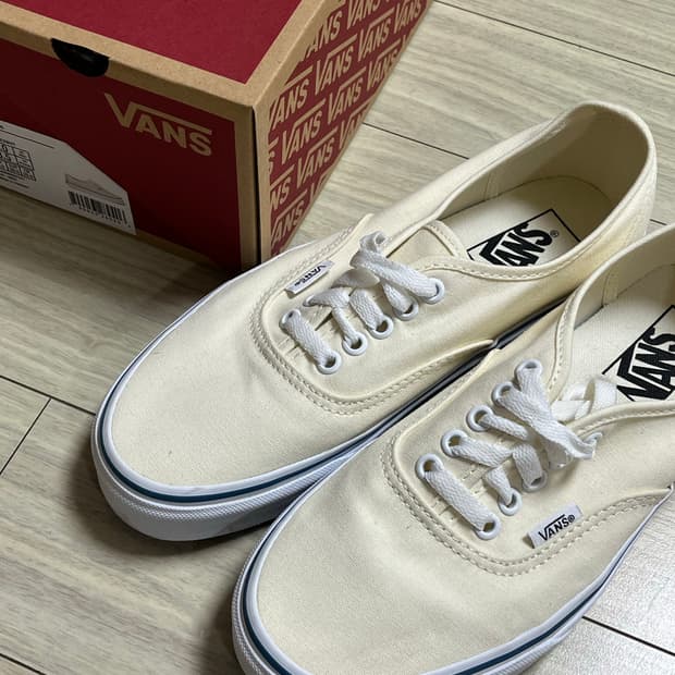 반스 어센틱 크림 250