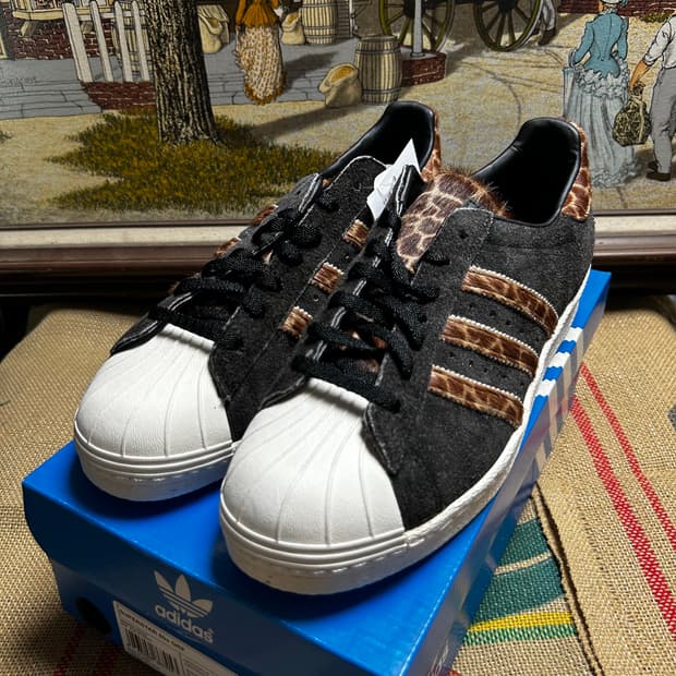 새상품 아디다스 슈퍼스타 80s 지라프 (Q21903)