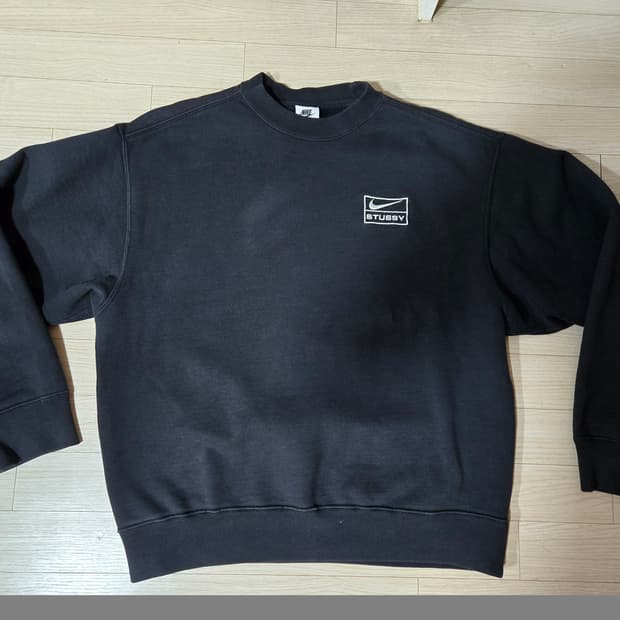 [S] 나이키 스투시 맨투맨 