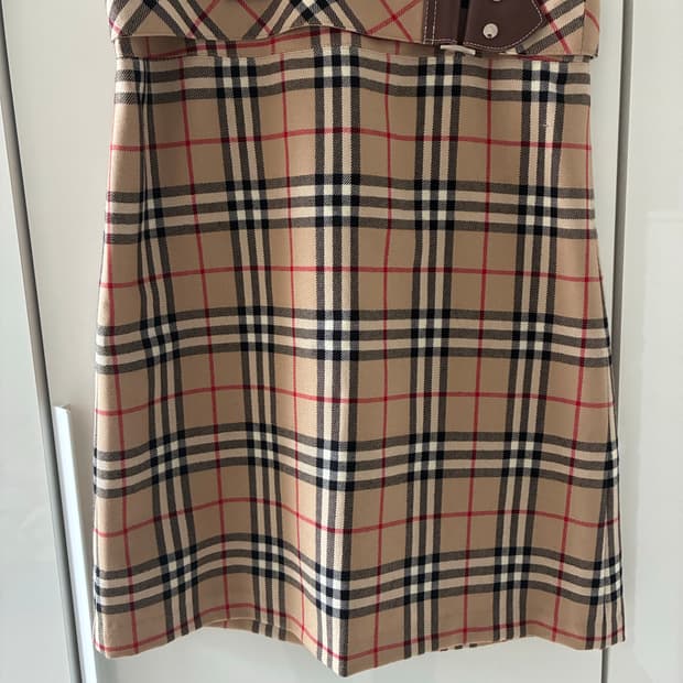 버버리 블루라벨 체크 스커트 36