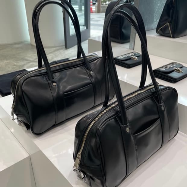 꼼데가르송 더블지퍼 숄더백 볼링백