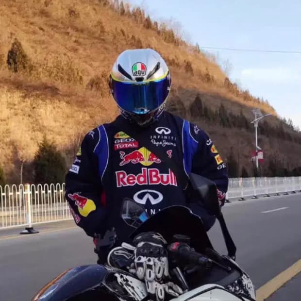 레드불 바이크 자켓 빈티지 스트릿 올드스쿨 점퍼