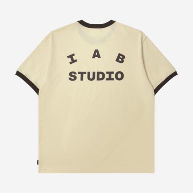 아이앱 스튜디오 x 이 별에 필요한 몰 링거 티셔츠 아이보리 브라운