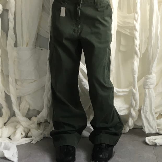 Khaki green cargo pants